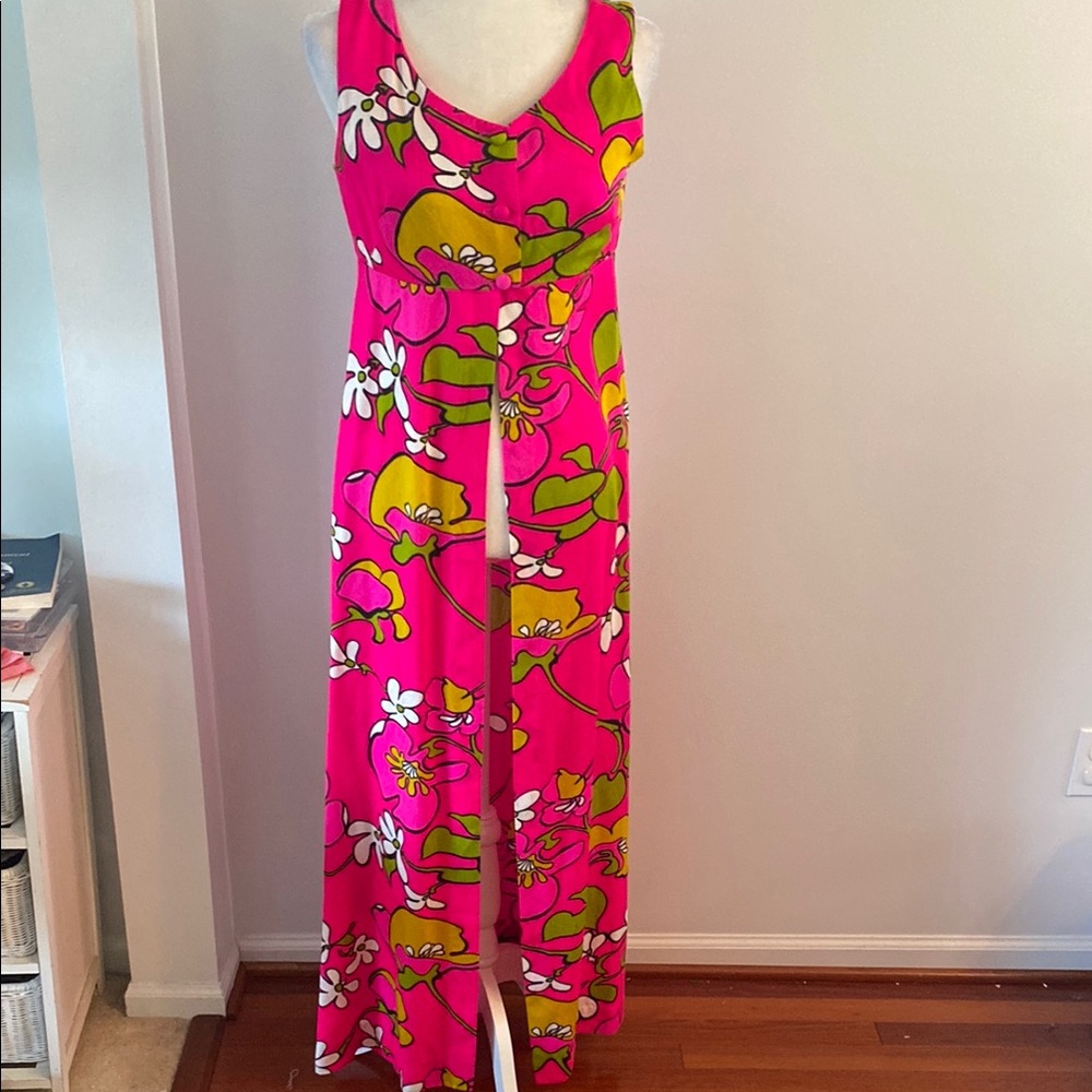 Vibrant Floral Sleeveless Tunic Dress